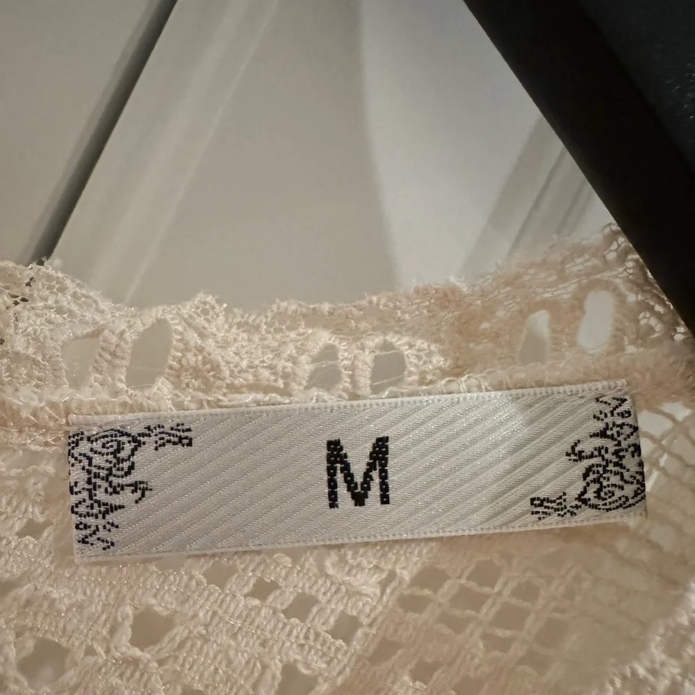 NWOT Women’s Lace Maxi Dress - Picture 3 of 6